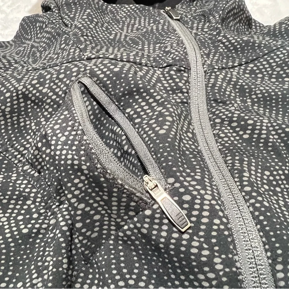 Columbia Jacket Asymmetrical Zip Omni-Shield Softshell Hooded Black Gray Medium